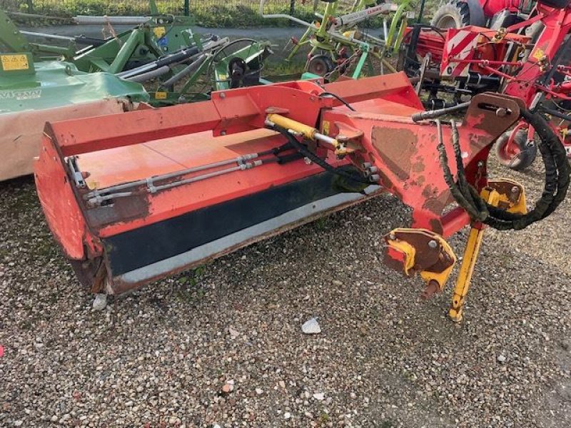 Kehrmaschine типа Rabaud SUPERCHAMPION A, Gebrauchtmaschine в les hayons (Фотография 1)