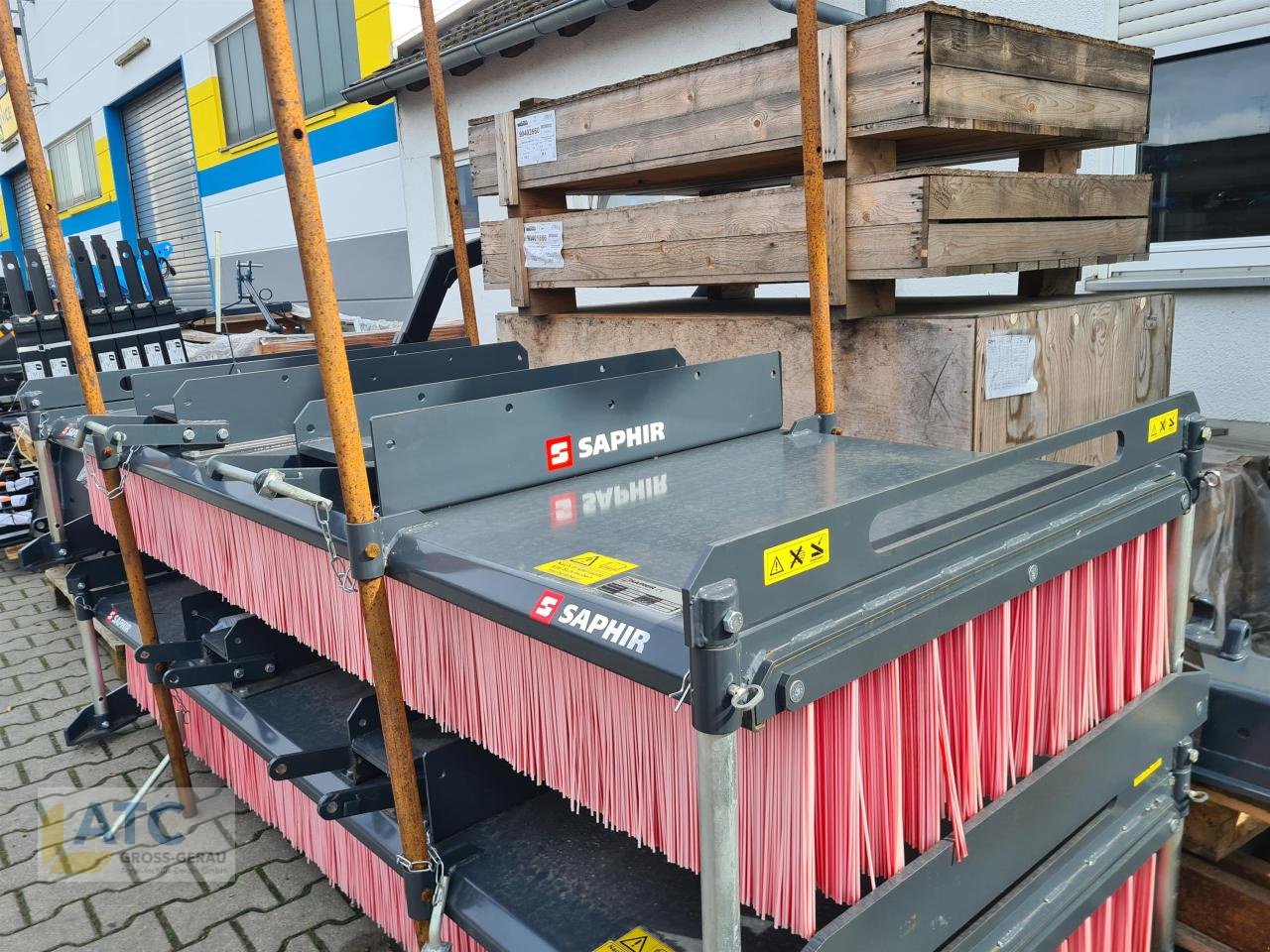 Kehrmaschine от тип Saphir KEHRBESEN KB 25, Neumaschine в Groß-Gerau (Снимка 1)