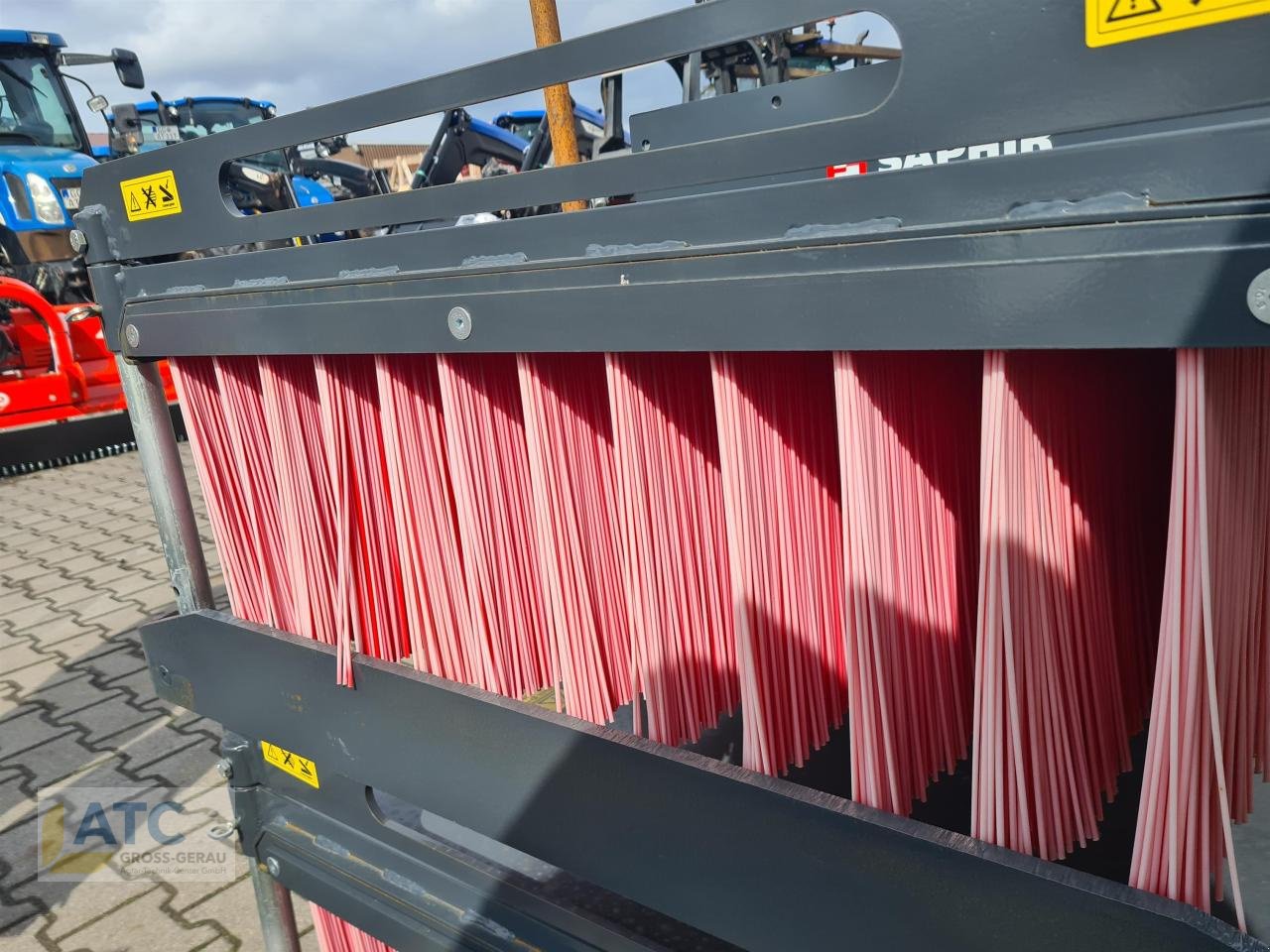 Kehrmaschine от тип Saphir KEHRBESEN KB 25, Neumaschine в Groß-Gerau (Снимка 2)