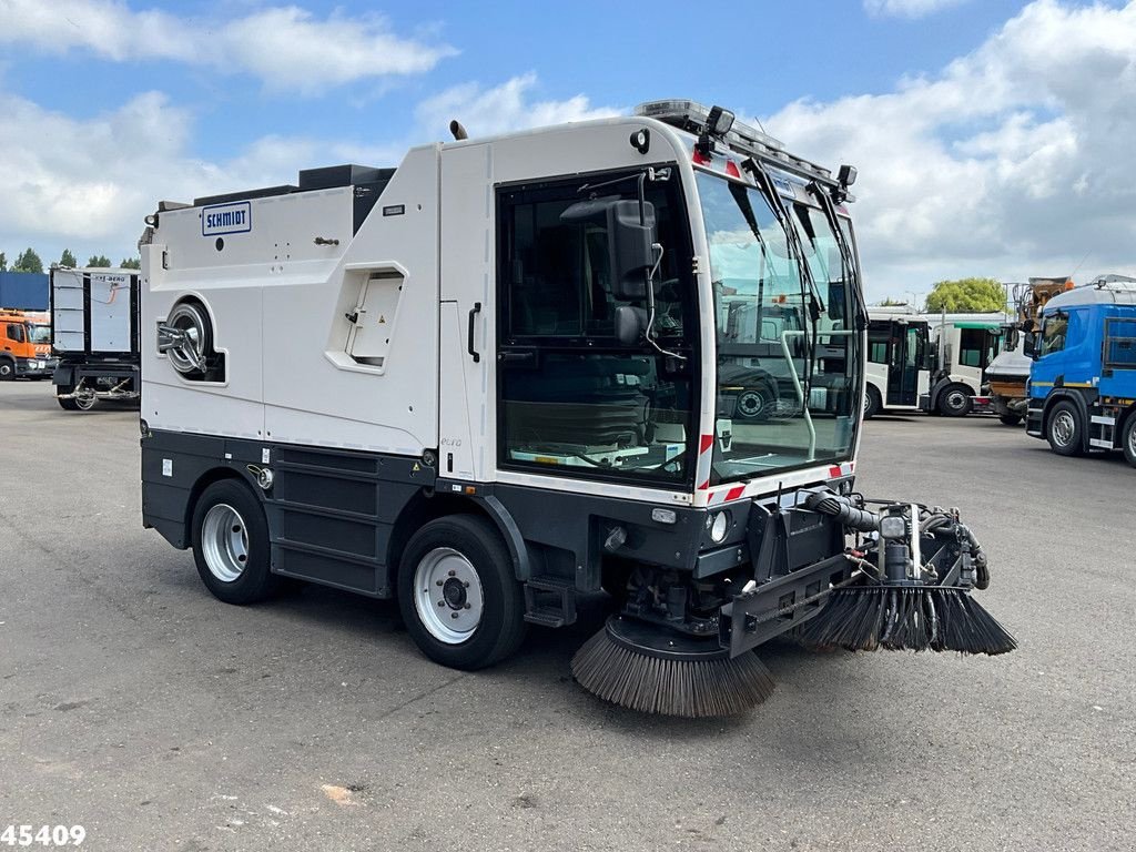 Kehrmaschine typu Schmidt Cleango 500 Compact Euro 6 with 3-rd brush, Gebrauchtmaschine w ANDELST (Zdjęcie 3)