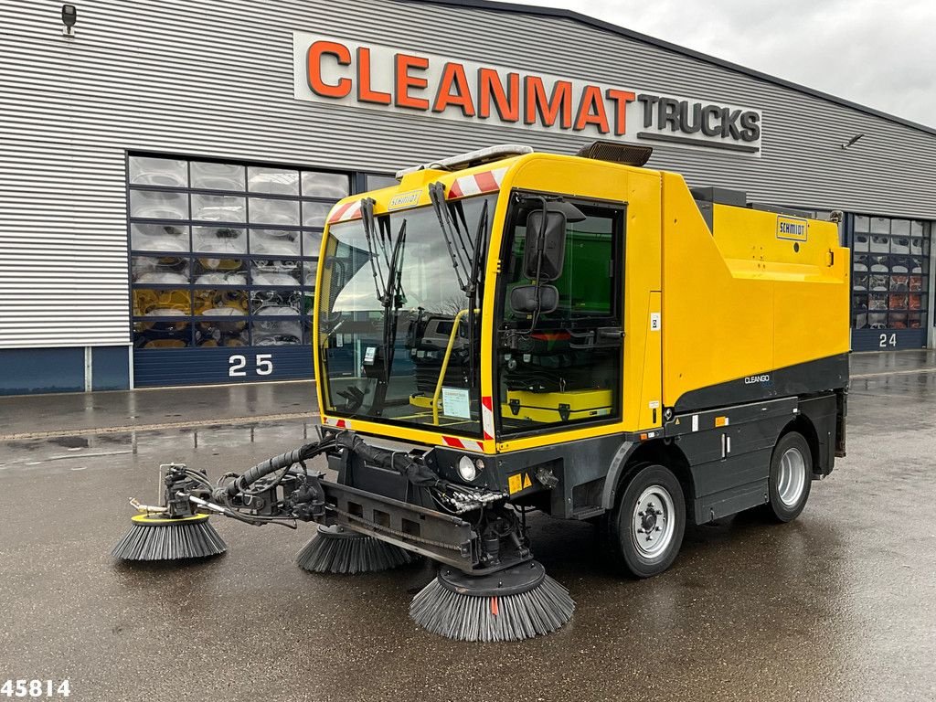 Kehrmaschine от тип Schmidt Cleango 500 with 3-rd brush, Gebrauchtmaschine в ANDELST (Снимка 3)