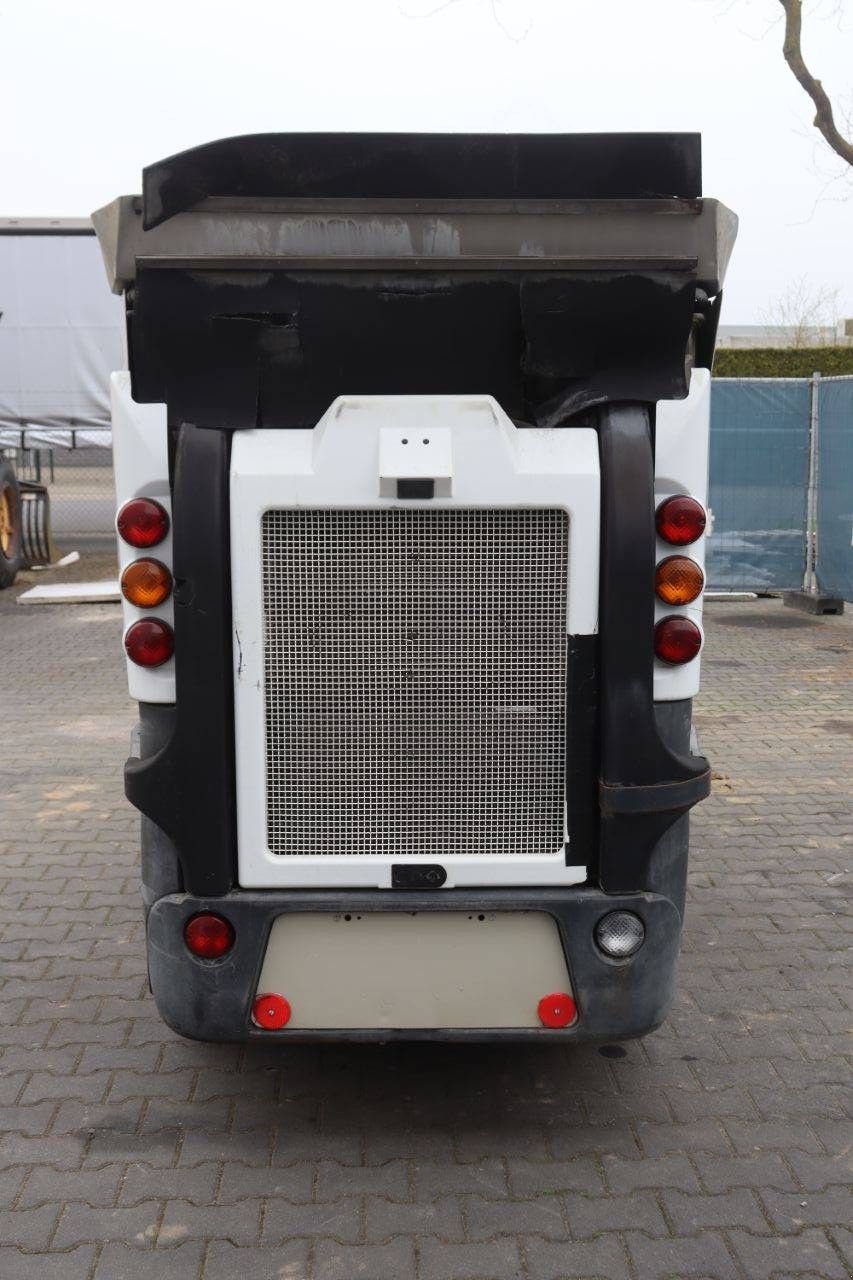 Kehrmaschine Türe ait Schmidt Compact 200, Gebrauchtmaschine içinde Antwerpen (resim 5)