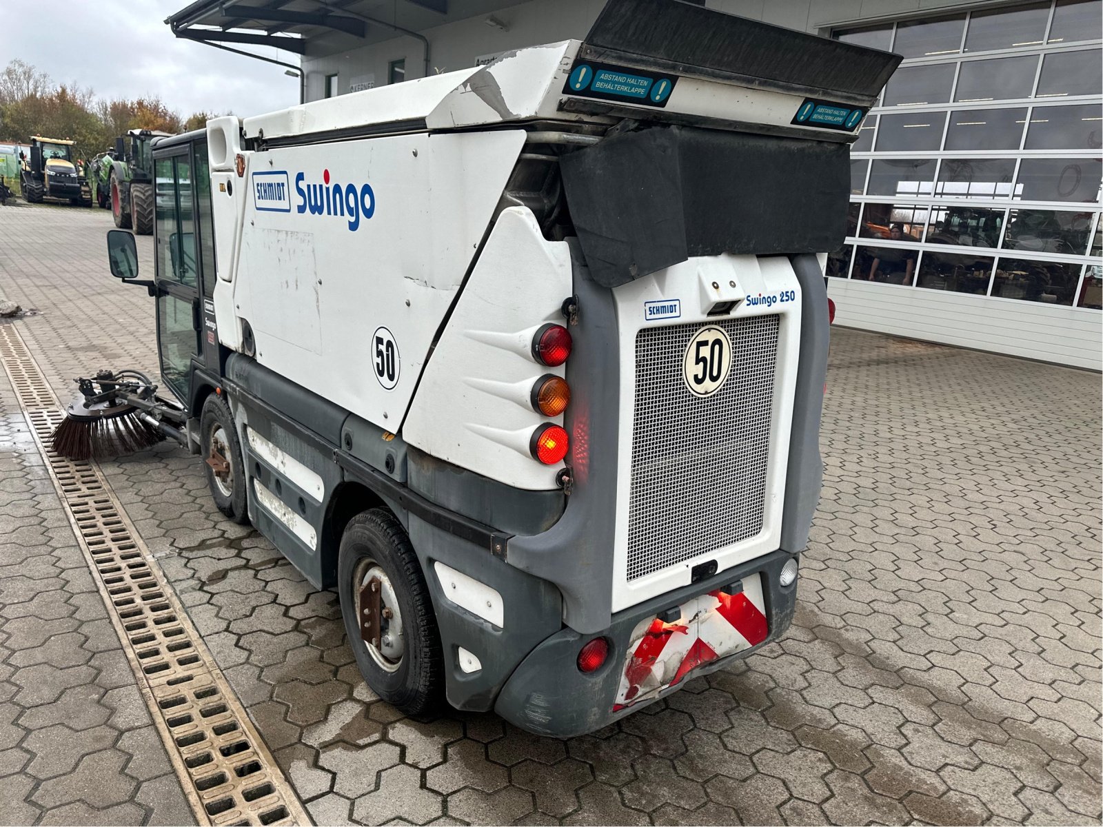 Kehrmaschine des Typs Schmidt Kehrmaschine Compact+ 250, Gebrauchtmaschine in Gadebusch (Bild 3)