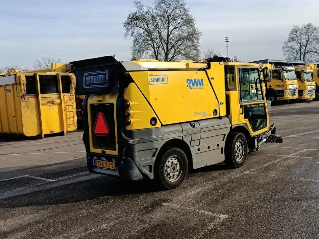 Kehrmaschine del tipo Schmidt Swingo 200+, Gebrauchtmaschine In Groningen (Immagine 9)