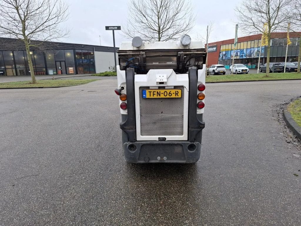 Kehrmaschine от тип Schmidt Swingo 200, Gebrauchtmaschine в Groningen (Снимка 9)