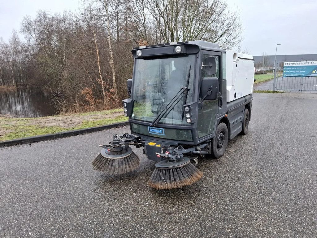Kehrmaschine от тип Schmidt Swingo 200, Gebrauchtmaschine в Groningen (Снимка 2)