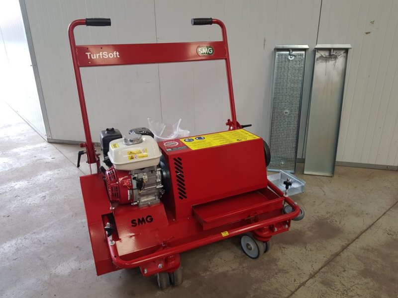 Kehrmaschine tipa SMG TurfSoft TS2, Neumaschine u Benthuizen