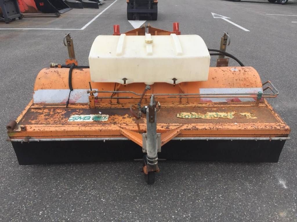 Kehrmaschine des Typs Sobernheimer UKM 220, Gebrauchtmaschine in Almelo (Bild 2)