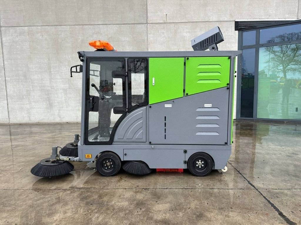 Kehrmaschine типа Sonstige &Aring; koda DY2400, Gebrauchtmaschine в Antwerpen (Фотография 9)