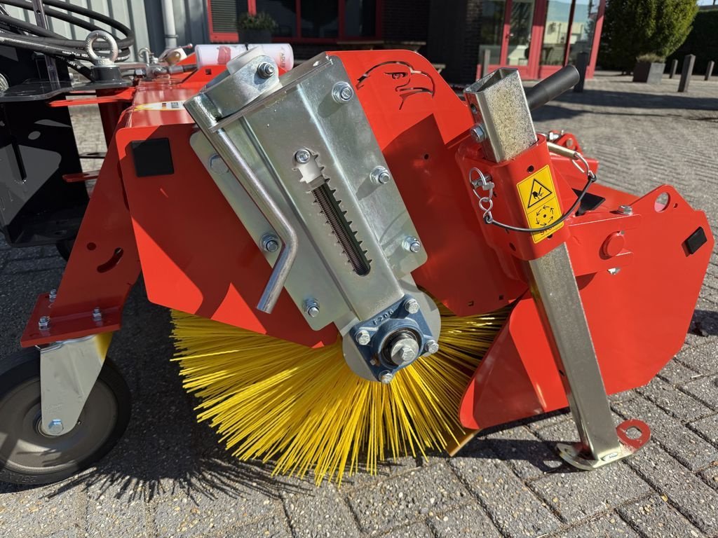 Kehrmaschine des Typs Sonstige ADLER K600-150 Veegmachine, Neumaschine in BOEKEL (Bild 5)