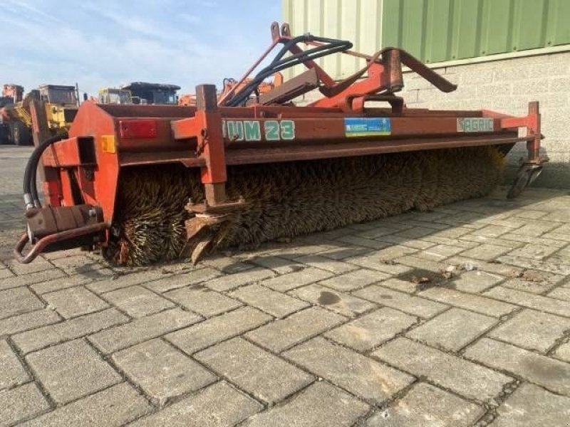 Kehrmaschine of the type Sonstige Agric W U M -2-3, Gebrauchtmaschine in Roosendaal (Picture 6)