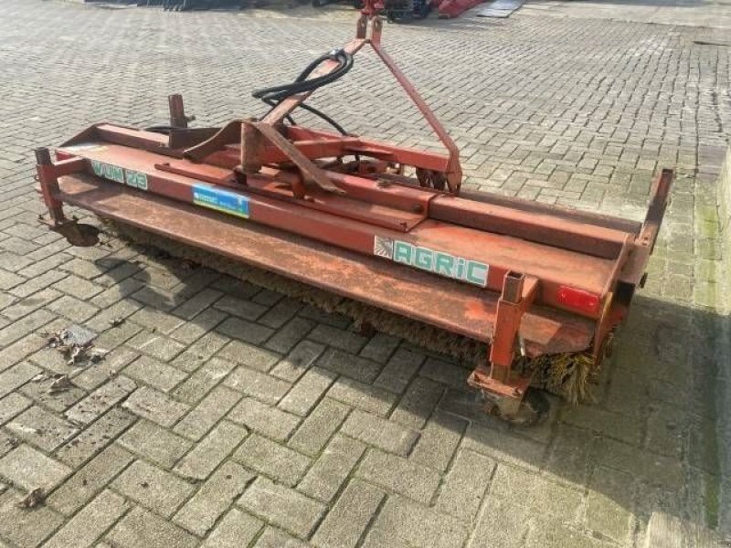 Kehrmaschine of the type Sonstige Agric W U M -2-3, Gebrauchtmaschine in Roosendaal (Picture 2)