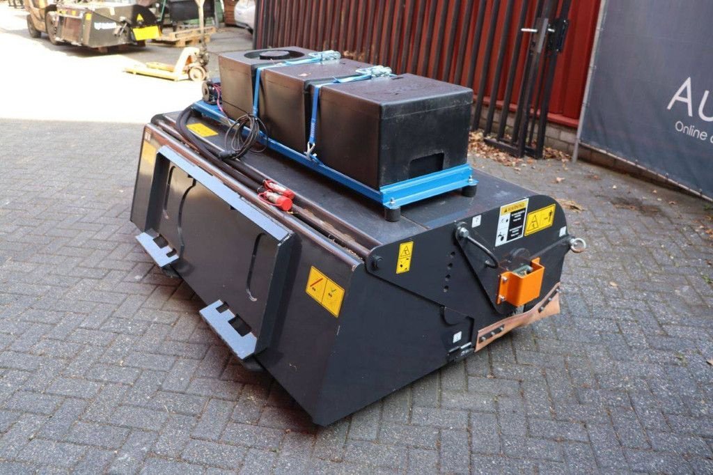 Kehrmaschine typu Sonstige BBS-11-72W, Neumaschine w Antwerpen (Zdjęcie 5)