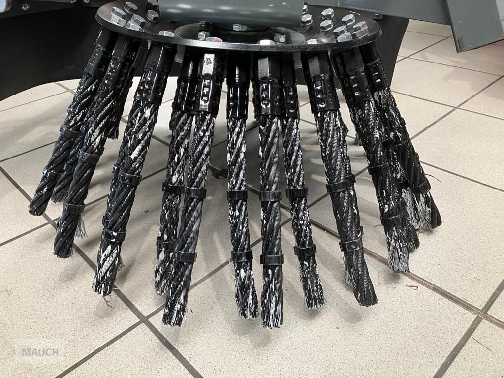 Kehrmaschine des Typs Sonstige Bressel & Lade Wildkrautbesen, Neumaschine in Burgkirchen (Bild 3)