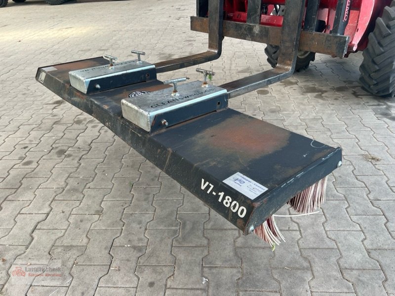 Kehrmaschine of the type Sonstige CLEANsweep V7 - 1800, Gebrauchtmaschine in Marl (Picture 3)