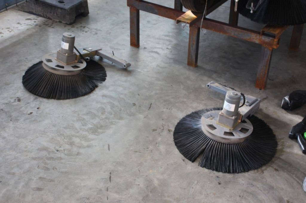 Kehrmaschine типа Sonstige D19, Neumaschine в Antwerpen (Фотография 11)