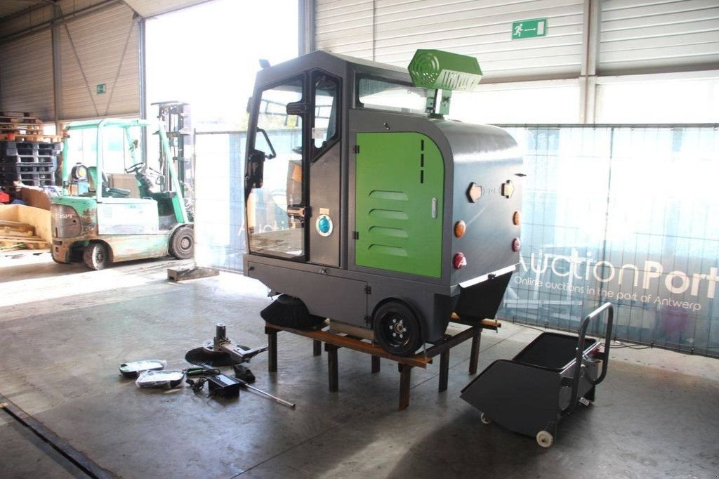 Kehrmaschine типа Sonstige D19, Neumaschine в Antwerpen (Фотография 3)