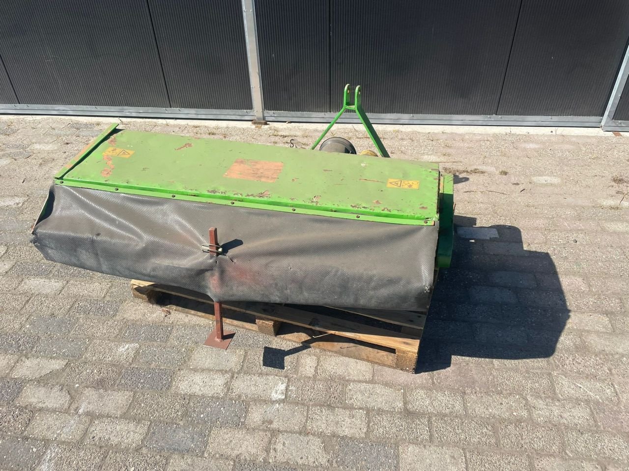Kehrmaschine a típus Sonstige Eigenbouw 120, Gebrauchtmaschine ekkor: Klarenbeek (Kép 2)