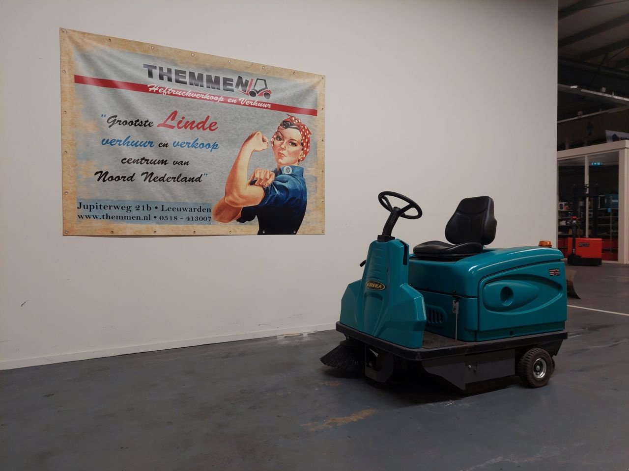 Kehrmaschine des Typs Sonstige Eureka 1201 EB, Gebrauchtmaschine in Leeuwarden (Bild 2)