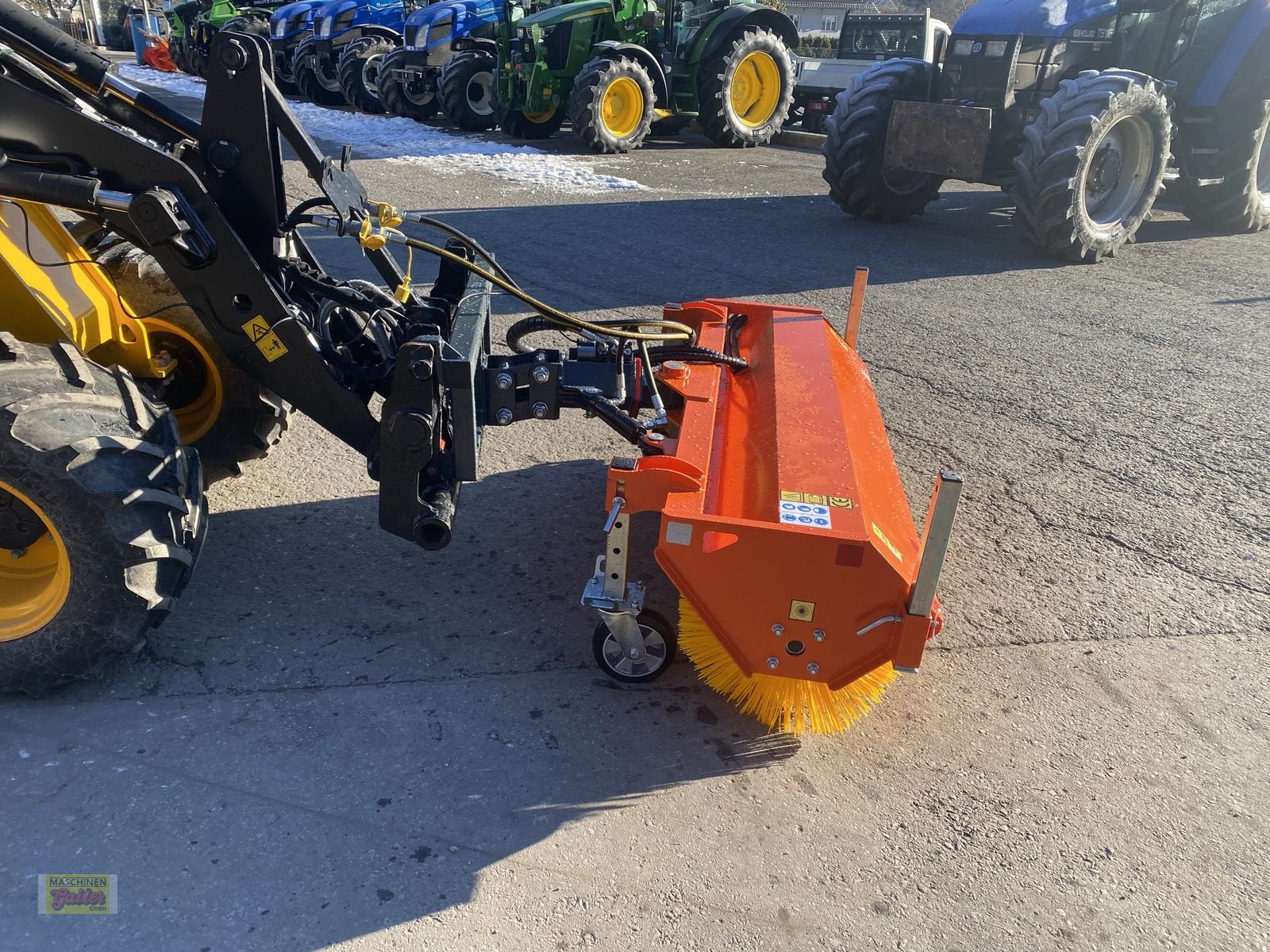Kehrmaschine des Typs Sonstige EZE Kehrmaschine 150cm mit Euroaufnahme, Neumaschine in Kötschach (Bild 5)
