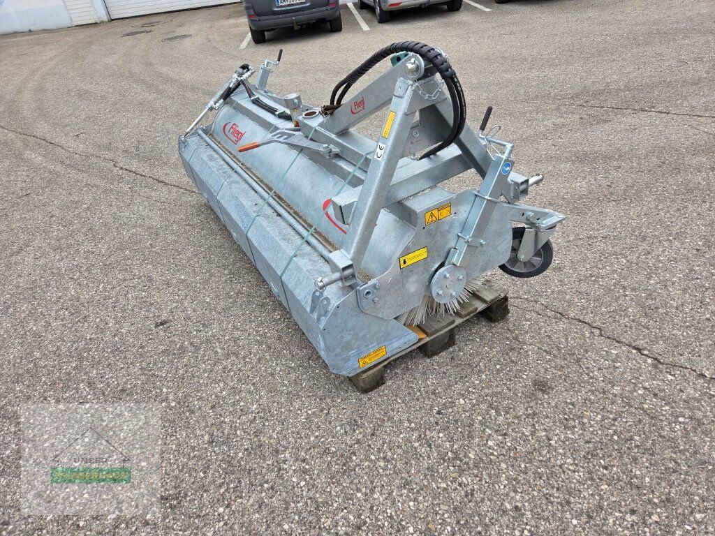 Kehrmaschine типа Sonstige FLIEGL ECONOMY 2300, Neumaschine в Amstetten (Фотография 4)