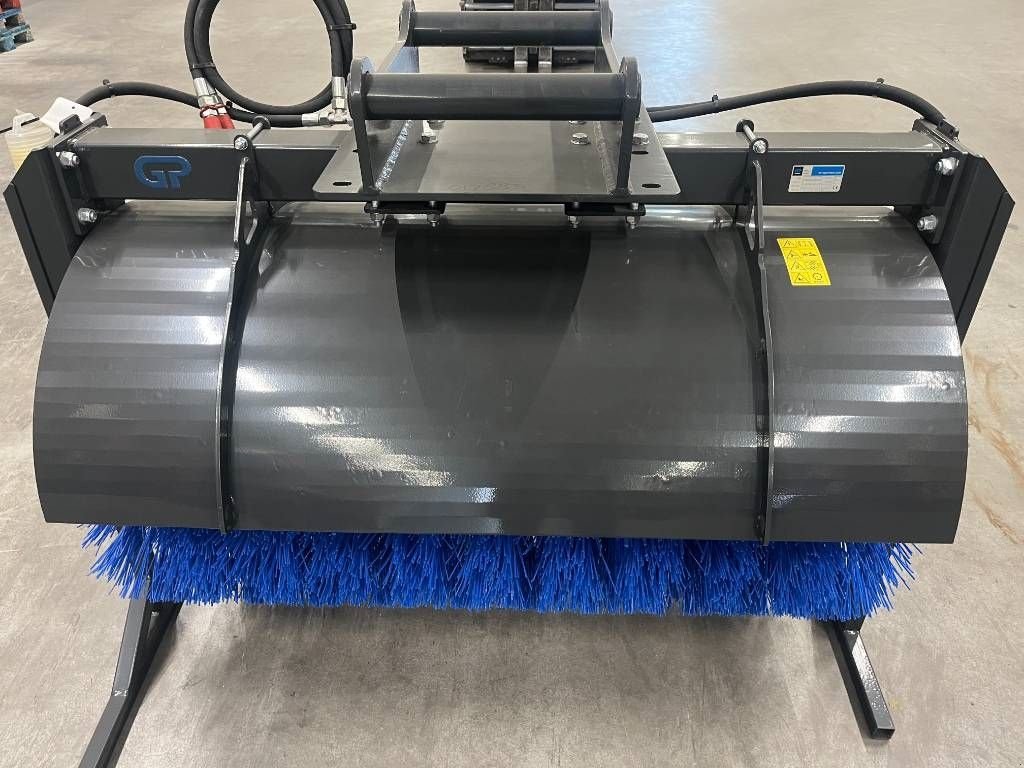 Kehrmaschine of the type Sonstige GP Equipment VB50-1455-S60, Neumaschine in NEDERWEERT (Picture 3)