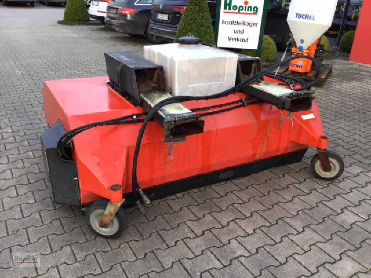 Kehrmaschine от тип Sonstige Grünig GSX2000/670L, Gebrauchtmaschine в Bakum (Снимка 1)