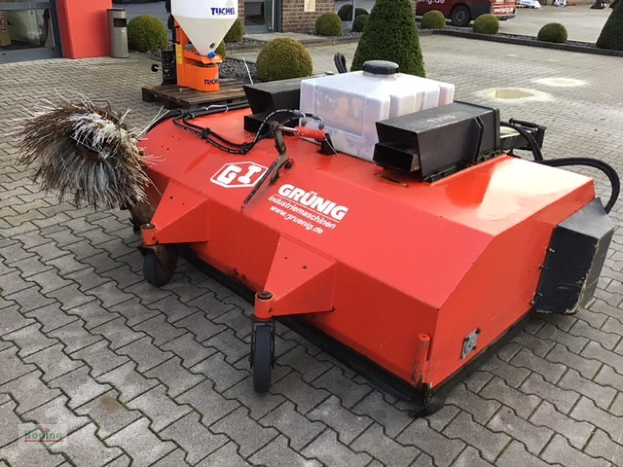 Kehrmaschine от тип Sonstige Grünig GSX2000/670L, Gebrauchtmaschine в Bakum (Снимка 3)