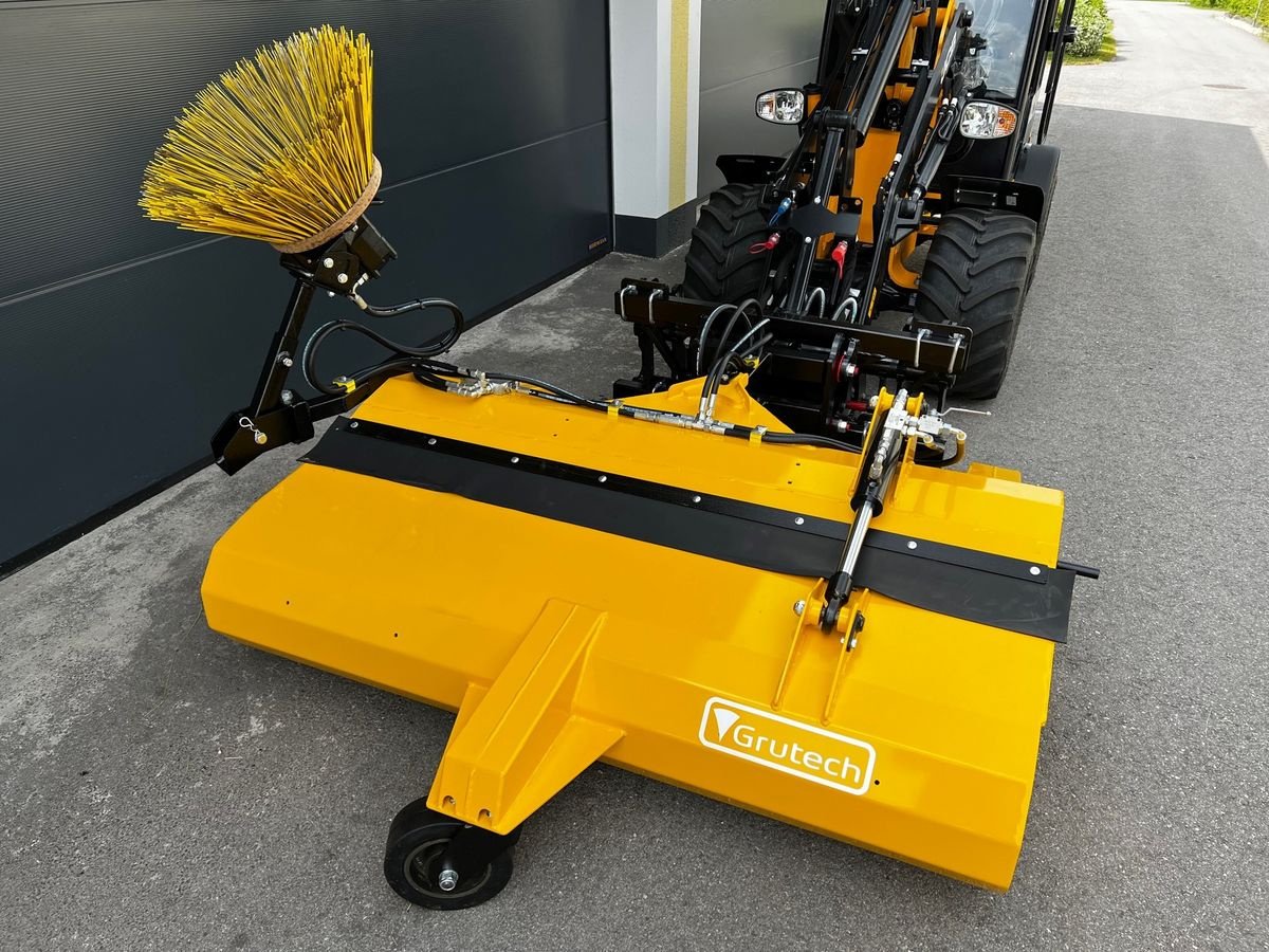 Kehrmaschine of the type Sonstige GTH-ZMS, Neumaschine in Pischelsdorf (Picture 2)