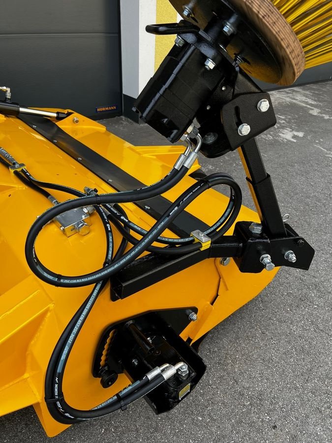 Kehrmaschine of the type Sonstige GTH-ZMS, Neumaschine in Pischelsdorf (Picture 6)