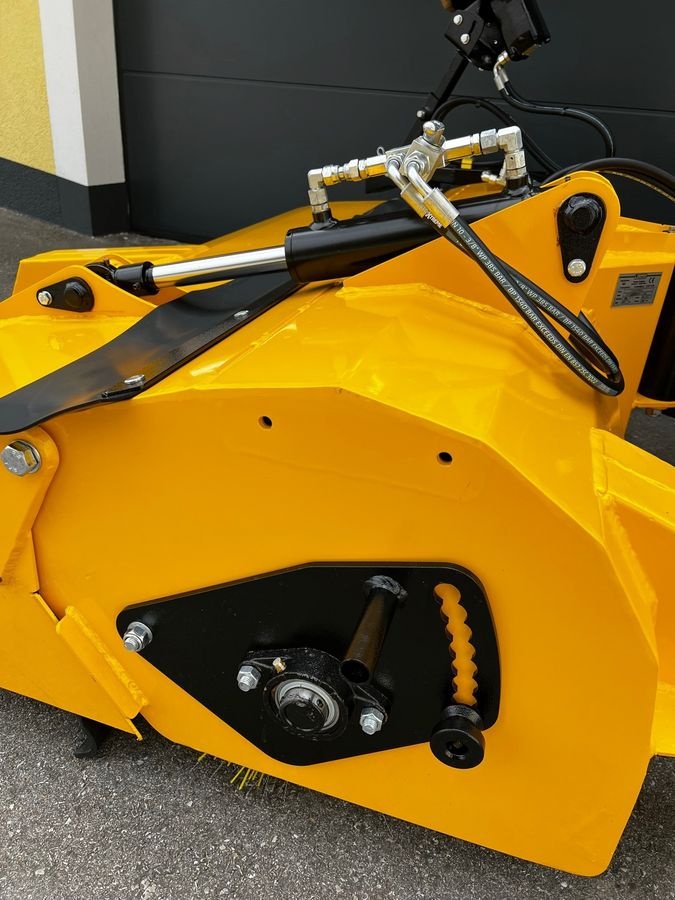 Kehrmaschine of the type Sonstige GTH-ZMS, Neumaschine in Pischelsdorf (Picture 4)