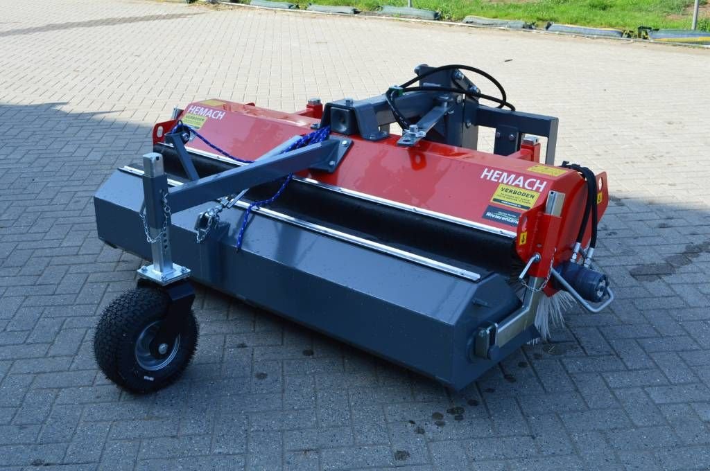 Kehrmaschine a típus Sonstige hemach Veegmachine met opvang en palletvork insteek, Neumaschine ekkor: Erichem (Kép 5)