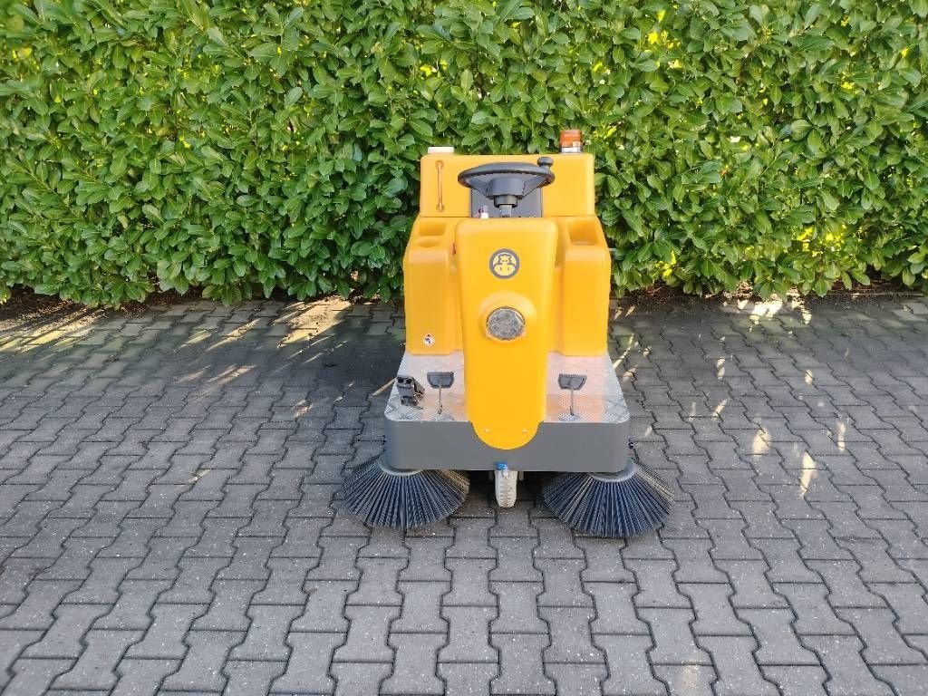 Kehrmaschine des Typs Sonstige Hippo S 1150, Neumaschine in Nijkerkerveen (Bild 5)