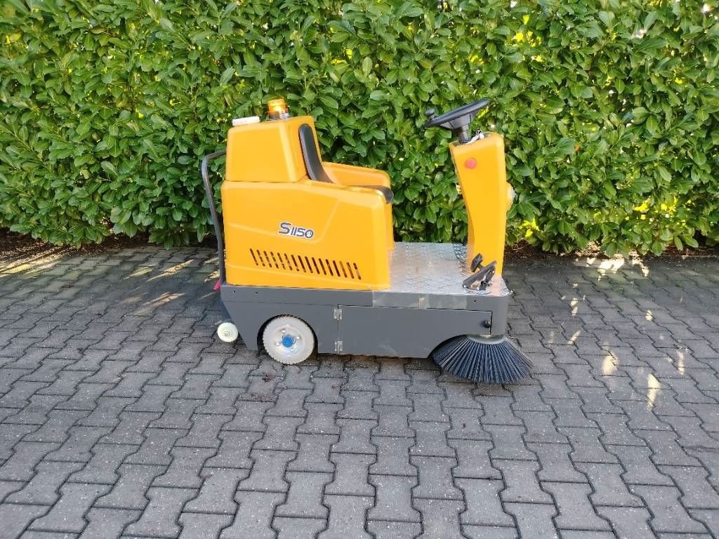 Kehrmaschine des Typs Sonstige Hippo S 1150, Neumaschine in Nijkerkerveen (Bild 4)