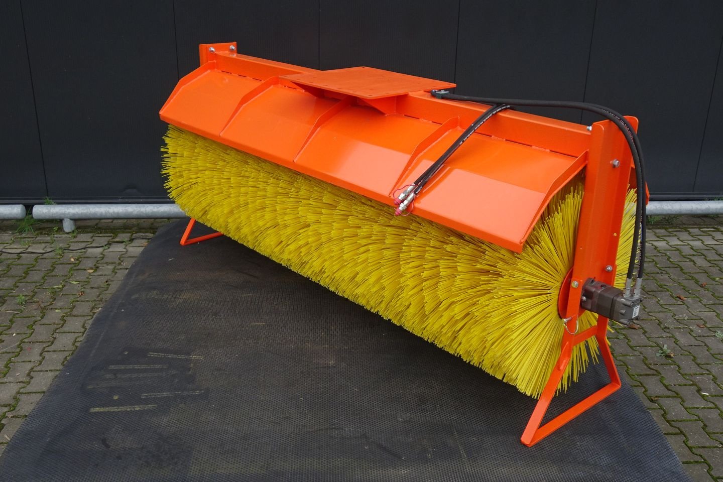 Kehrmaschine des Typs Sonstige Hofstede Veegmachine mobiele kraan, Neumaschine in Staphorst (Bild 4)