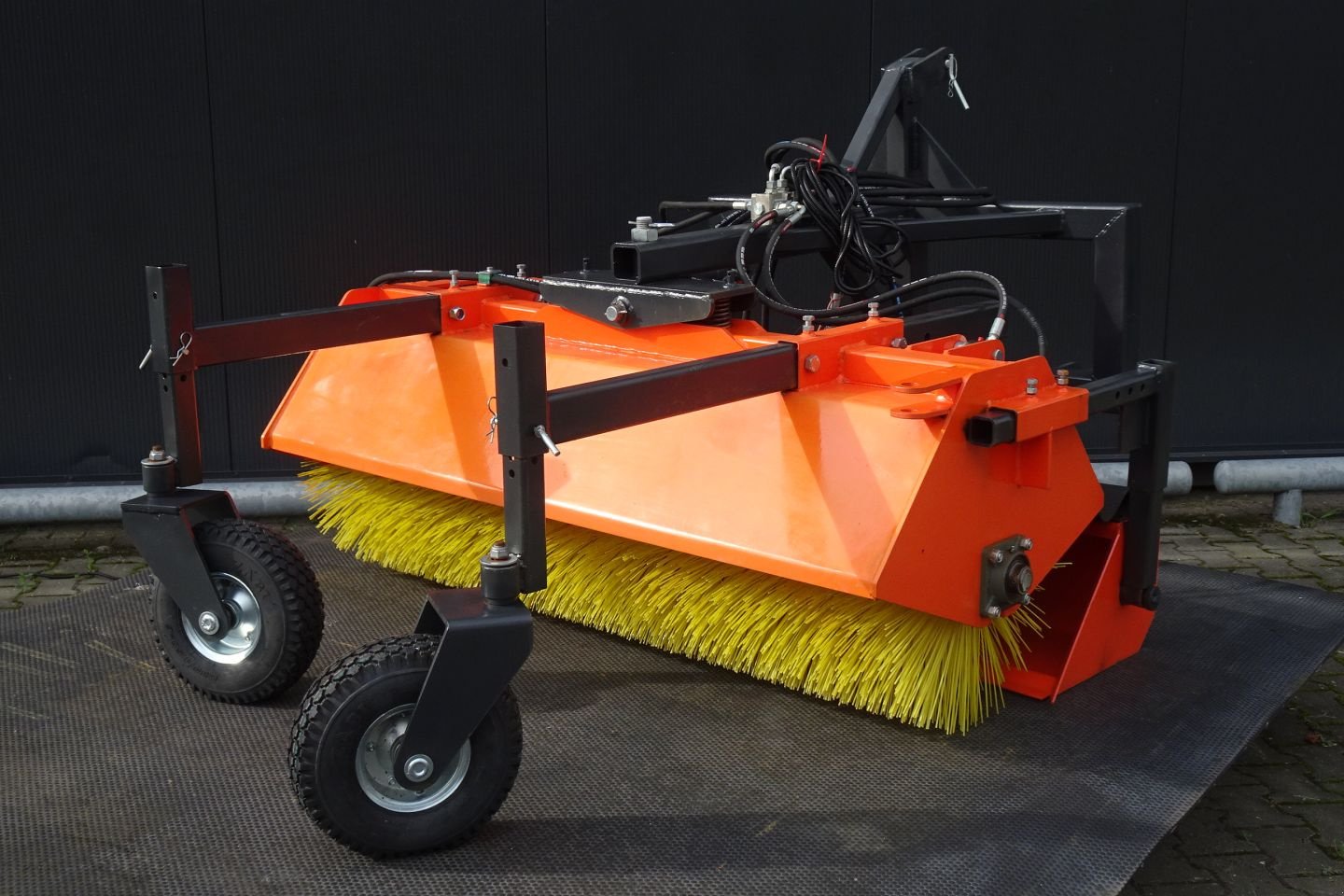 Kehrmaschine a típus Sonstige Hofstede Veegmachine trekker model, Neumaschine ekkor: Staphorst (Kép 4)