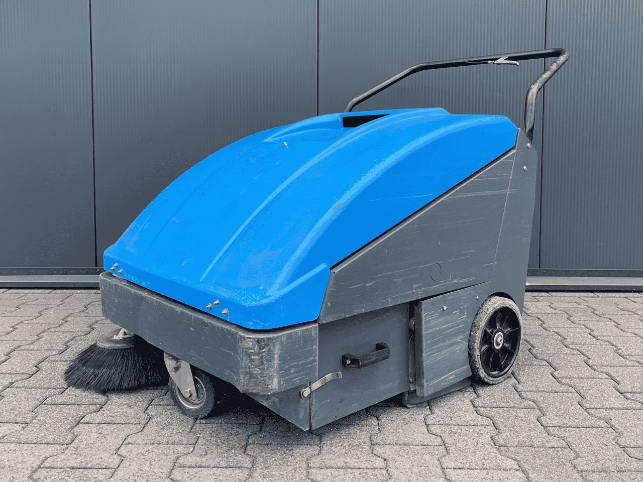 Kehrmaschine of the type Sonstige Isal PB 70 ET, Gebrauchtmaschine in Barneveld (Picture 3)