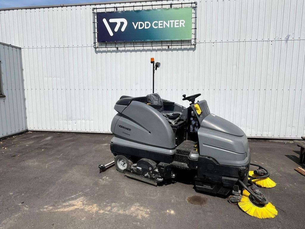 Kehrmaschine del tipo Sonstige K&auml;rcher R120, Gebrauchtmaschine en Antwerpen (Imagen 2)