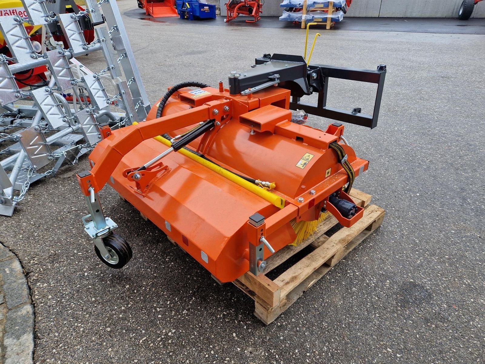 Kehrmaschine des Typs Sonstige KEH 120cm - 240cm, Gebrauchtmaschine in Grünbach (Bild 1)