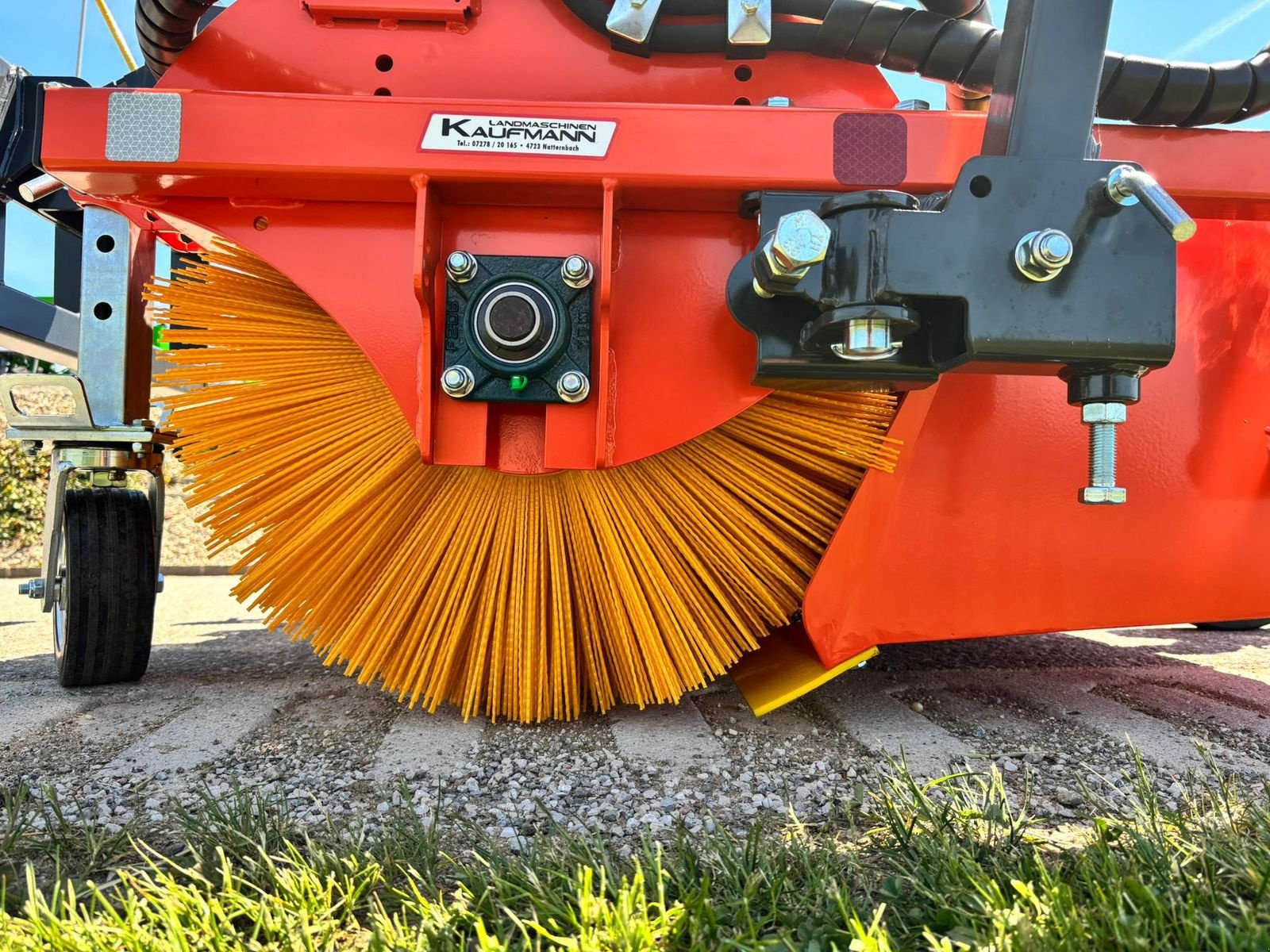 Kehrmaschine des Typs Sonstige KEH 140 Kehrmaschine, Neumaschine in NATTERNBACH (Bild 10)