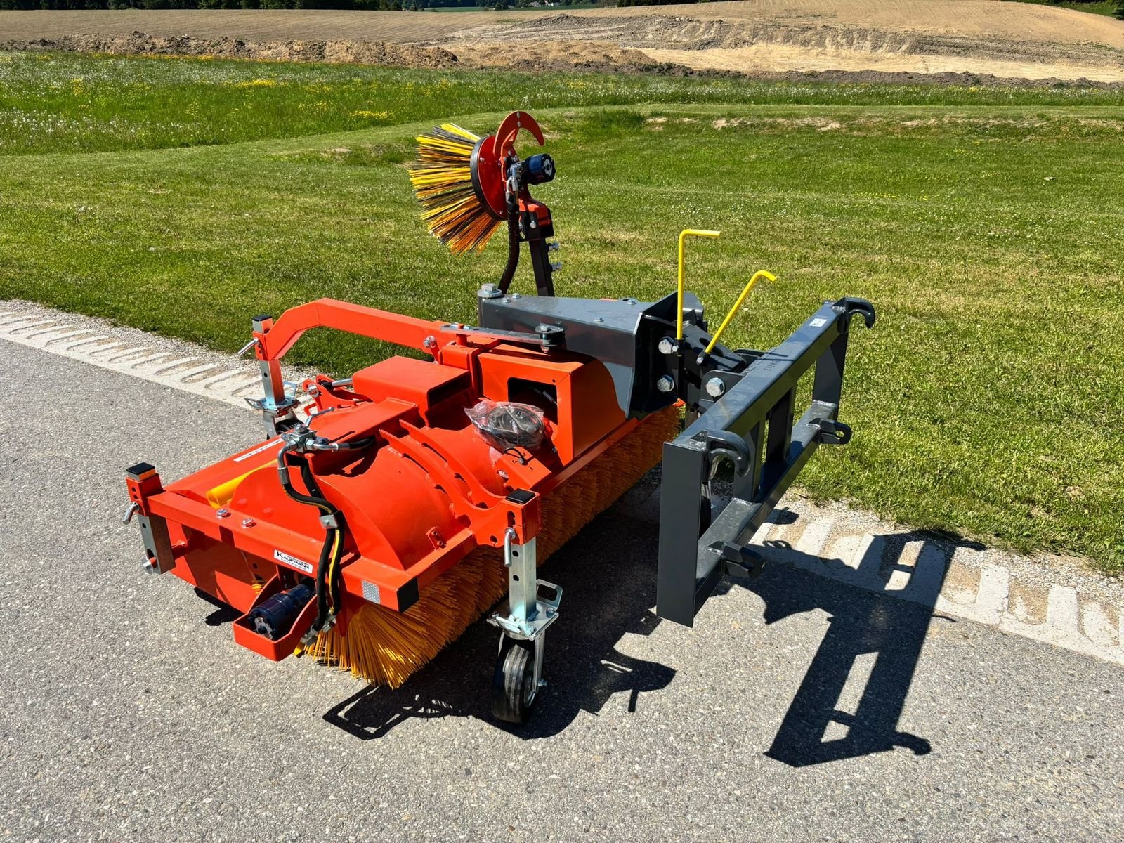 Kehrmaschine des Typs Sonstige KEH 140 Kehrmaschine, Neumaschine in NATTERNBACH (Bild 8)