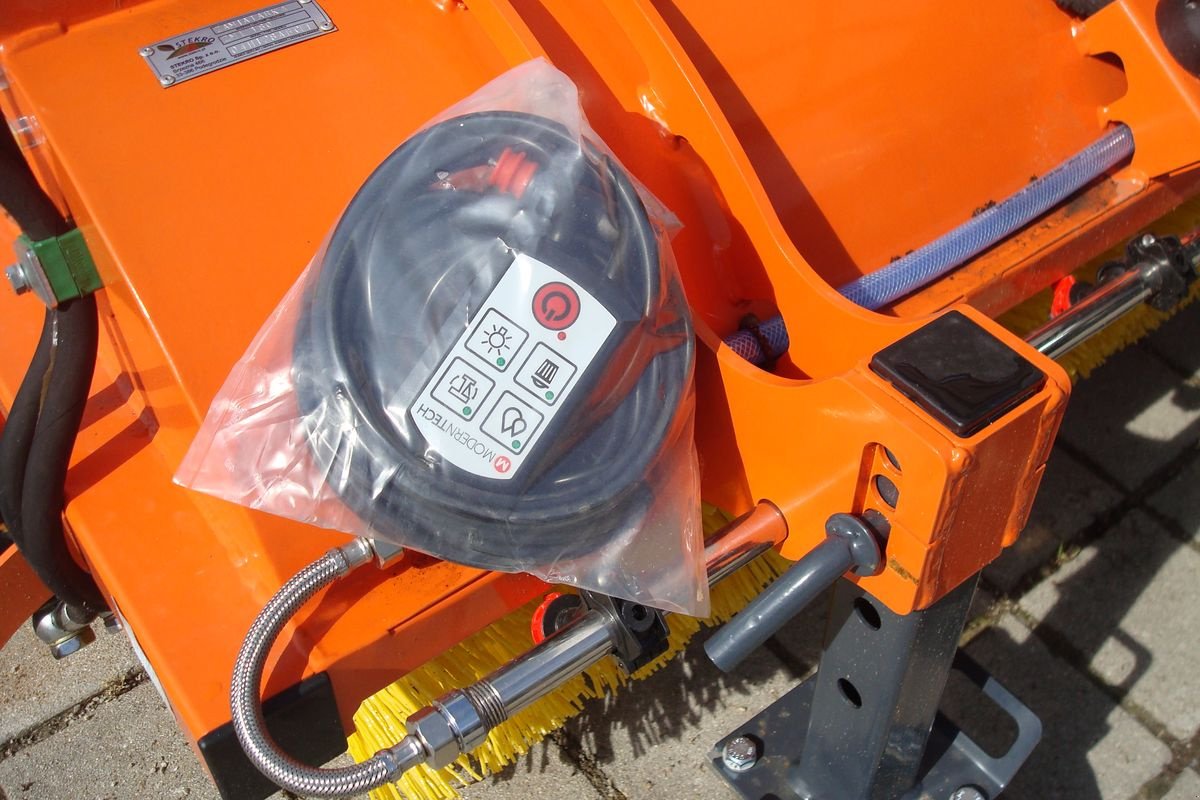 Kehrmaschine des Typs Sonstige Kehrmaschine 180, Neumaschine in Judenburg (Bild 6)