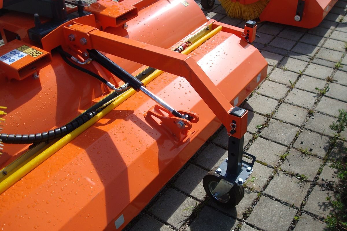 Kehrmaschine des Typs Sonstige Kehrmaschine 180, Neumaschine in Judenburg (Bild 5)