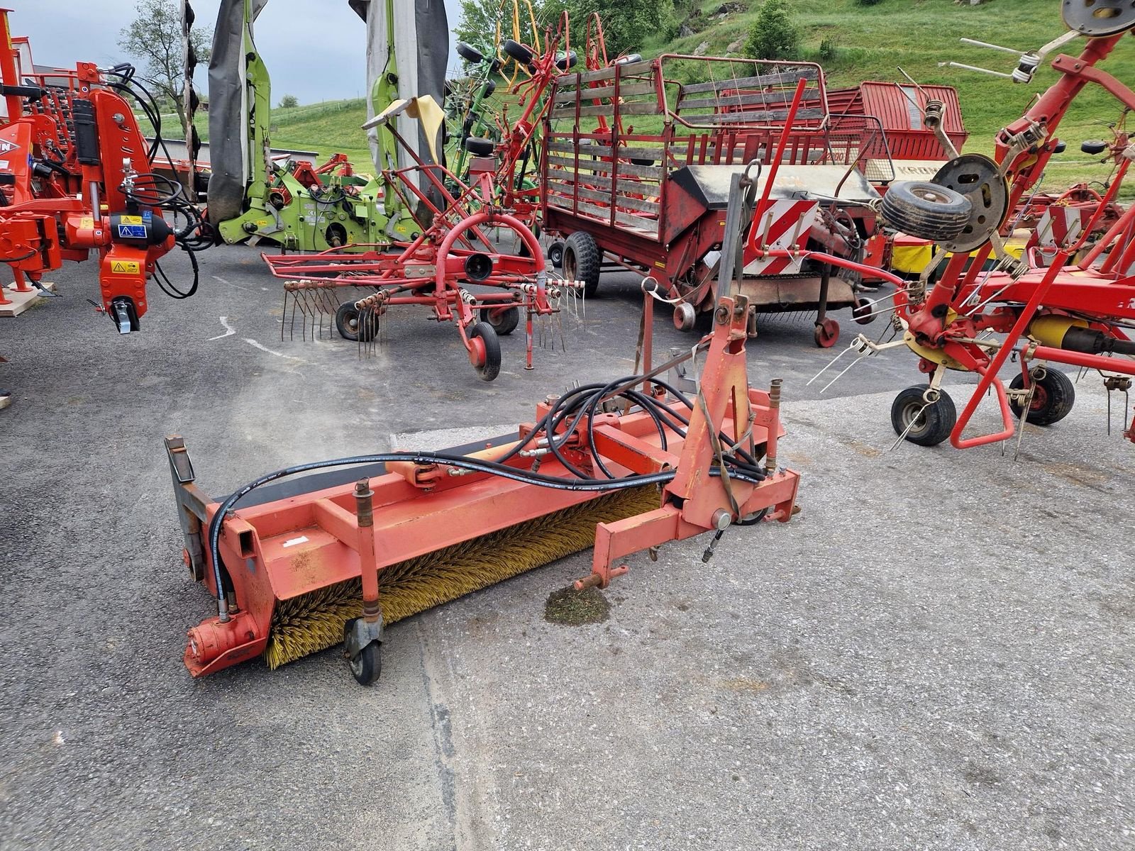 Kehrmaschine des Typs Sonstige Kehrmaschine 230cm, Gebrauchtmaschine in Grünbach (Bild 2)
