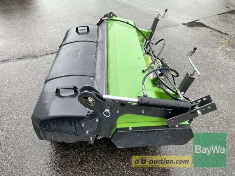 Kehrmaschine du type Sonstige KEHRMASCHINE FKM 1305, Gebrauchtmaschine en Bamberg (Photo 1)