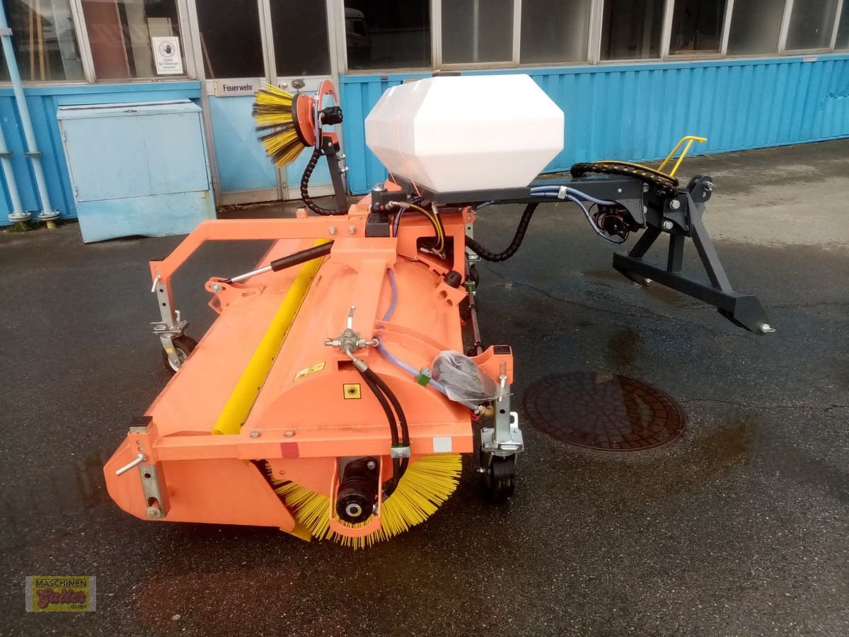 Kehrmaschine des Typs Sonstige Kehrmaschine KEH 240 Vollausstattung, Neumaschine in Kötschach (Bild 11)