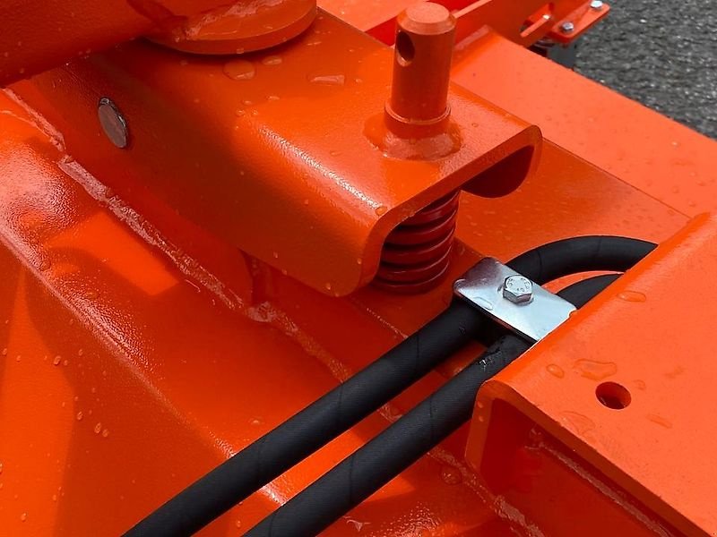 Kehrmaschine des Typs Sonstige Kehrmaschine Kehrschaufel Kehrbesen Besen keine Tuchel Bema Adler, Gebrauchtmaschine in Schmallenberg (Bild 13)