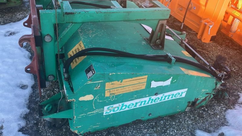 Kehrmaschine of the type Sonstige KEHRMASCHINE, Gebrauchtmaschine in Obersöchering (Picture 2)