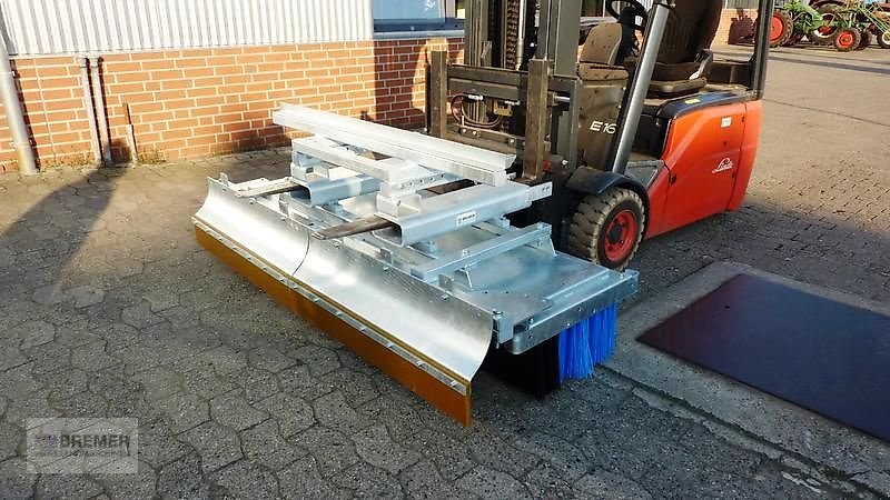 Kehrmaschine des Typs Sonstige KM 1500  /   KM 2000   /   KM 2500, Neumaschine in Asendorf (Bild 17)