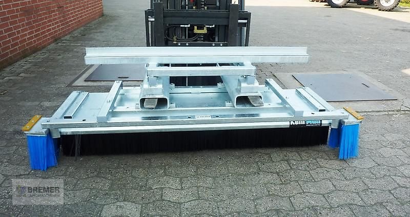 Kehrmaschine des Typs Sonstige KM 1500  /   KM 2000   /   KM 2500, Neumaschine in Asendorf (Bild 3)